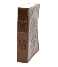 Ladda upp bild till gallerivisning, Handgjord läderbok- Asgård