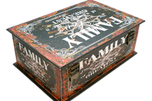 Ladda upp bild till gallerivisning, Kista med budskap -Stor svart