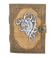 Ladda upp bild till gallerivisning, Handgjord läderbok - Varg