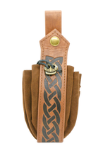 Ladda upp bild till gallerivisning, Liten Bältesväska utan lock - Brun