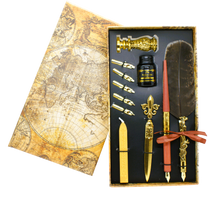 Ladda upp bild till gallerivisning, Fjäderpenna / Kalligrafipenna i box - Guld