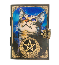 Ladda upp bild till gallerivisning, Handgjord Läderbok - Katt med Pentakel
