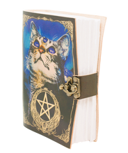 Ladda upp bild till gallerivisning, Handgjord Läderbok - Katt med Pentakel