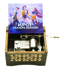 Ladda upp bild till gallerivisning, Speldosa -K-Pop Demon Hunters
