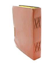 Ladda upp bild till gallerivisning, Handgjord Läderbok - Kors

