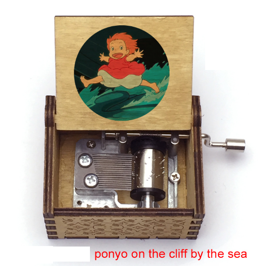 Speldosa Ponyo- På klippan vid havet